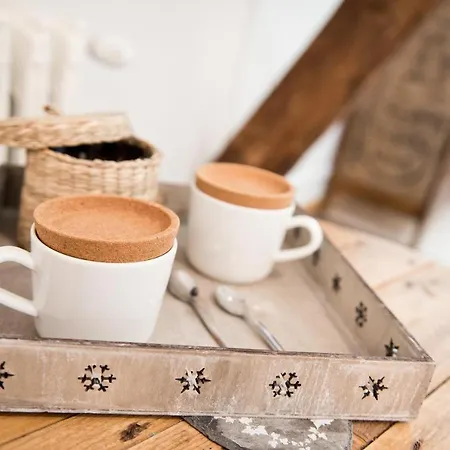 La Feuille D'acanthe